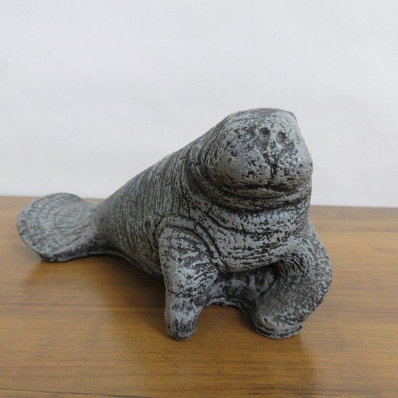 Manatee Sea Cow Statue Figure Hand Painted Gray 8” x 3.5” x 3.5” Heavy 2.5 lbs. - Picture 2 of 7